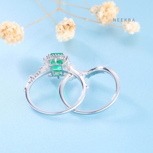 Juego de anillos de boda de 2 piezas con corte esmeralda Lab-Anillo de compromiso Esmeralda con anillo de boda en forma de corona hecho a mano en plata 925 - Product Image 4