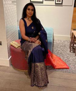 Sari Chinon que Irradia Lujo y Elegancia, Sari Completo para un Conjunto Tradicional y Sofisticado - Product Image 3