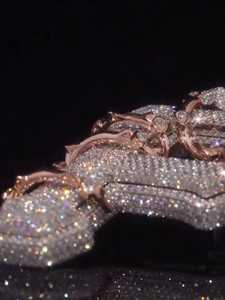 สร้อยคอเพชรแบบฮิปฮอปสำหรับผู้ชายสร้อยคอเพชรแบบกำหนดเองจี้เพชรรูปกุหลาบทองแบบหนามออกแบบได้สร้อยคอแบบโซ่ต่อได้ - Product Image 5