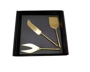 Juego de cubiertos con mango de resina hecho a mano con acabado plateado, juego de esparcidor de cuchillos de queso para servir bodas con estilo occidental - Product Image 5