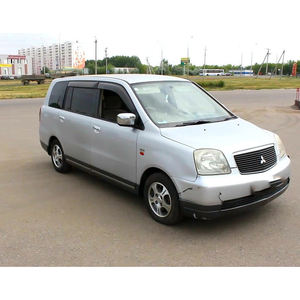 Coche familiar compacto automático Mits-ubishi Dion de 7 plazas usado con motor fuerte y manejo suave - Product Image 1