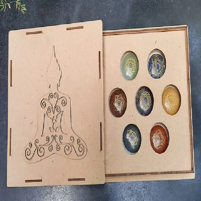 Высококачественный Набор круглой формы 7 Чакры с гравировкой чакры коробка набор 7 Чакры камни набор для медитации хрустальные поделки