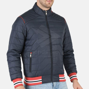 Chaqueta Acolchada con Cuello Alto para Hombre, Marca Friends Group, con Puños Rojos a Rayas y Cierre de Cremallera, para Invierno - Product Image 3
