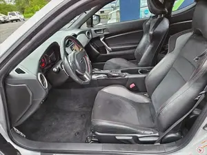 USADO LHD/RHD 2013 S U B A R U BRZ LIMITED - Product Image 4