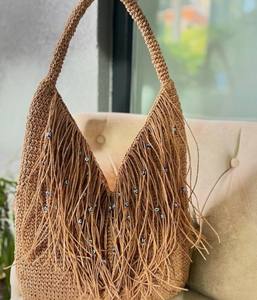 Sac fourre-tout en raphia au crochet : Sac de plage en paille tissé à la main avec franges et mauvais œil - Product Image 4