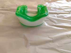 Protège-dents de boxe pour adultes avec logo personnalisé, nouveau modèle, style dentaire, dispositif de protection avec impression personnalisée - Product Image 5