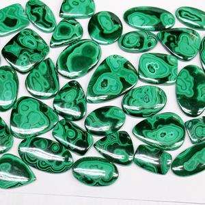 Malachite lisse Cabochon pierres naturelles en vrac dans différentes tailles toutes les tailles disponibles - Product Image 1