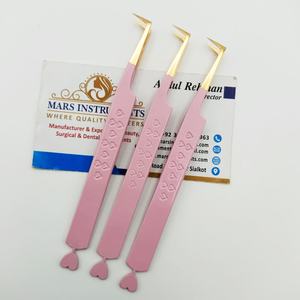 Volumen de 90 grados Color Rosa Diseño de corazón Punta dorada Producto de tendencia Extensiones de pestañas Pinzas de agarre perfecto - Product Image 2
