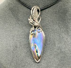 Pendentif en fil de labradorite arc-en-ciel en argent sterling fait à la main avec pierre précieuse de haute qualité - Product Image 3