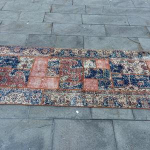 Alfombra de 2.7x10.3 pies, Alfombra Turca Vintage, Alfombra Azul y Roja Sólida - Product Image 3