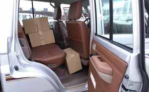 VENTAS DE VEHÍCULOS USADOS Toyota Land Cruiser 79 GDJ V8 79 Doble Cabina 2.8L Turbo Diésel Automático - Product Image 5