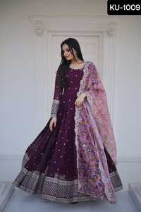 Vestidos Anarkali Tradicionales de Estilo Indio, Dupatta de Organza, Bordado Floral Falso con Hilos, Lentejuelas y Trabajo de Zari, Estilo Indio Pakistaní - Product Image 5