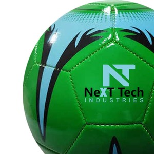 Balón de entrenamiento de fútbol Material de PU para fines de entrenamiento con diseño personalizado y logotipo personalizado de Next Tech Industries - Product Image 4