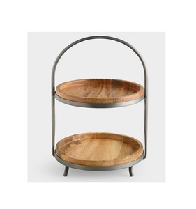 Serveur de gâteau en bois et en fer avec support de gâteau à dessert à double niveau de qualité supérieure pour mariage et hôtellerie - Product Image 2