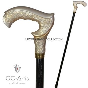 Bastones artesanales de primera calidad con diseños elegantes de mango perfectos para coleccionistas o usuarios diarios que buscan lujo y apoyo - Product Image 2