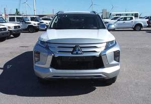 VENTAS DE PRODUCTOS USADOS: MITSUBISHI PAJERO MONTERO Sport GLX 2.5L Turbo Diésel - Product Image 5