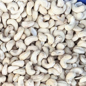 Wholesale High Quality Organic Dry <b>Nuts</b> Cashew W240 Commercial Quality Santigo Vietnam Factory Exported To Eu, Middle East - Product Image 1