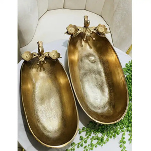 Venta al por mayor a granel de buena calidad de diseño único hecho a mano de metal ensalada servir tazón de mesa a precio asequible - Product Image 6