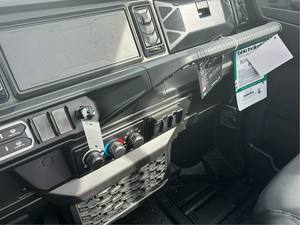 Nouvelle Offre Authentique 2026 Can-Am Defender XT CAB HD11 Véhicules Utilitaires Tout-Terrain - Product Image 4