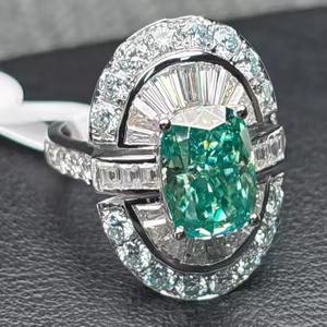 Anillo de bodas de plata de ley 925 para mujer con moissanita original de 4 quilates, cojín alargado azul océano, forma de diamante cortado - Product Image 1