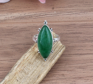 Bague en argent sterling faite à la main Aventurine verte Marquise Gemstone, Bijoux de déclaration uniques Bijoux de déclaration uniques - Product Image 5