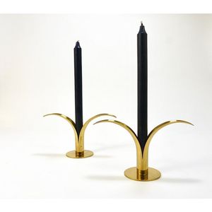 Bougeoir moderne en laiton doré, support de bougie en métal, design unique en forme de feuille, centre de table de mariage, décoration de table à manger - Product Image 1