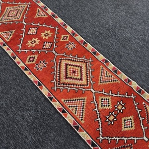 Tapis turc vintage traditionnel 2,5x12,1 pieds, tapis en laine écologique avec envers en latex, design patchwork Herki orange - Product Image 3