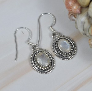 Cadeau parfait pour amoureux 925 bijoux à la mode en argent Sterling massif bleu feu pierre de lune pierres précieuses boucles d'oreilles pendantes pour femmes - Product Image 4