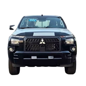 Pick-up double cabine 4x4 2024, moteur essence 4.1-6L, boîte automatique, norme Euro IV, véhicule utilitaire, sièges en cuir à droite - Product Image 1