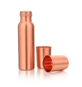Bouteille en cuivre ayurvédique | Boissons en cuivre pur | Idéal pour le yoga, le fitness et l'hydratation - Product Image 5