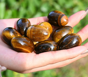 Venta al por mayor de alta calidad Ojo de tigre Yoni huevos cristal Natural Ojo de Tigre huevo piedra Reiki curación meditación y decoración del hogar - Product Image 6