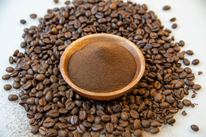 [OEM Marque Privée] Café Instantané Soluble à Séchage Rapide en Sachet de 10 kg du Vietnam, Prêt à Boire, Torréfaction Foncée, Haute Solubilité - Product Image 3