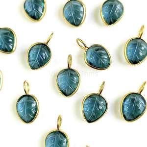 Colgante de hoja de plata 925 de Topacio Azul de Londres de alta calidad, abalorios de hoja tallada de piedra suelta para joyería, venta al por mayor, tallado de hojas de piedras preciosas - Product Image 2