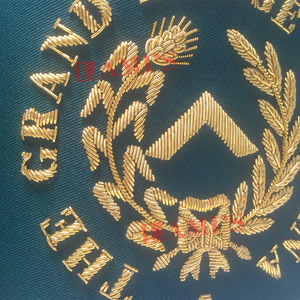 ถุงมือเครื่องราชกกุธภัณฑ์เย็บด้วยมือ - Product Image 3