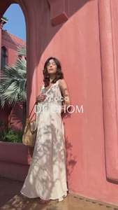 2025 nuevo vestido largo con cuello Halter para mujer, ropa de vacaciones sin espalda, ropa de Club de malla de retazos, el mejor vestido de noche de realce de verano - Product Image 4