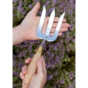 Nouvel arrivage Ensemble de 3 petits outils de jardinage pour enfants Kit d'artisanat de jardin Décoration de jardin en fer et en bois - Product Image 4