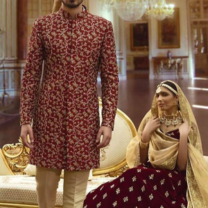 Conjunto de Lehenga Choli Indio-Pakistaní Color Granate con Pantalones Sherwani y Bordado Intenso - Product Image 1