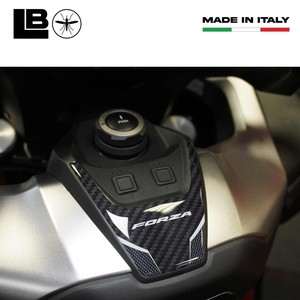 Adesivo in Gel 3D Compatibile per Honda Forza 750 2021-26, Protezione Poggiapiedi in Area Accensione, Adesivo per Moto - Product Image 4