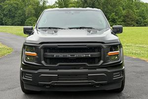 สภาพดีเยี่ยม รถฟอร์ด F150 ปี 2025 มือสอง - Product Image 3