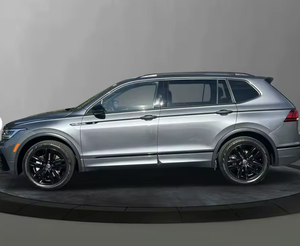 Tiguan SE R-line 2022 Noir Traction avant Conduite à droite/à gauche Occasion Intérieur foncé Sièges en cuir Hybride électrique Boîte automatique 6 vitesses 6 places Haute qualité - Product Image 4