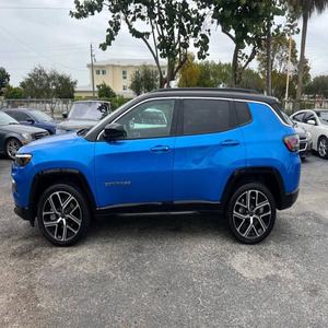 Jeep Compass Limited 2025 USADO EN BUEN ESTADO - Product Image 2