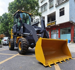 Cargadora de Ruedas Diésel de 1.6 Toneladas LW160FV, Nueva Máquina para Movimiento de Tierras, Mini Cargadora con Capacidad de Cucharón de 0.7-1.0m, Alta Eficiencia - Product Image 3