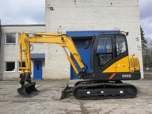 Used Crawler Excavator 0.21 m3 Bucket <b>Remote</b> <b>Control</b> <b>Digger</b> for Road Construction Earthmoving - Product Image 1
