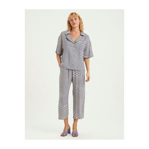 Camisa de Mujer con Estampado, Mezcla de Viscosa, Cómoda y Elegante, Sin Bolsillos, Manga Estándar, Muy Colorida - Product Image 5