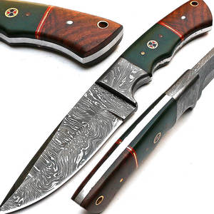 Cuchillo desollador de acero inoxidable de Damasco profesional hecho a mano con mango de madera \ Cuchillo desollador de alta calidad - Product Image 1