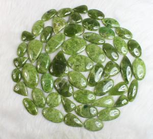 พลอยวัสโซไนต์ธรรมชาติคุณภาพดี รูปทรงหลากหลาย สีสันสดใส จำหน่ายราคาส่งจำนวนมาก สำหรับทำเครื่องประดับ - Product Image 1