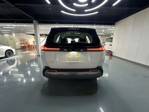 Toyota RAV4 2.5L hybride 4x4 édition haut de gamme 2026 - Product Image 4