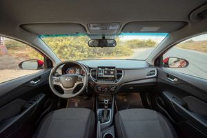 รถซีดาน2023 HY undai accen T Smart 252HP ซีดาน5ที่นั่ง4สูบเบนซินเกียร์อัตโนมัติ10สปีด AWD - Product Image 2