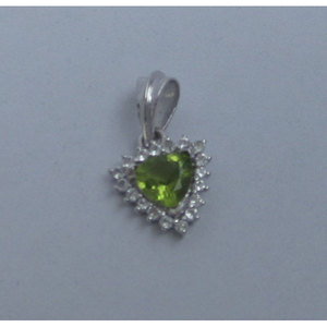 Colgante Clásico y Moderno de Oro con Peridoto, Topacio, Diamante y Perla, en Forma de Corazón Geométrico y Cruz, Chapado en Oro, para Compromiso o Uso Religioso - Product Image 1