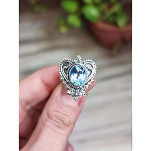 Bague artisanale en argent sterling 925 avec topaze bleue, bijou de promesse en forme de cœur, diamant, pierre précieuse naturelle ovale, cadeau pierre de naissance de décembre - Product Image 4